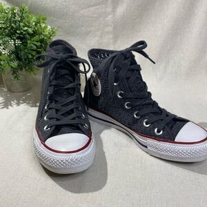 Converse Women’s/Girls Chuck Taylor All Star Hi Top Crochet Shoes Size 5